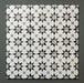 Conjunto de azulejos de estilo marroquí Agraba Natural 20x20 cm mostrando un patrón geométrico de estrella de ocho puntas en tonos beige, oliva y topo sobre fondo blanco, ideal para interiores clásicos o contemporáneos.