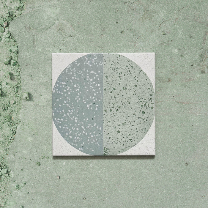 Azulejos decorativos estilo terrazo verde Kasuf 20cm x 20cm muestra de baldosa completa
