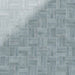 Azulejos de pared Atlas Blue Mini Brick 5x15 cm en acabado brillo, mostrados en múltiples opciones de colocación como ladrillo, lineal, vertical, decorativo y en espiga, con tonos azules suaves, sutil variación tonal y un efecto artesanal.