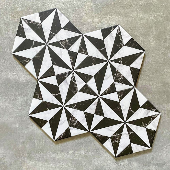 Plaza Marquina Hexágono Negro y Blanco Carrara 18,7cm x 21,6cm