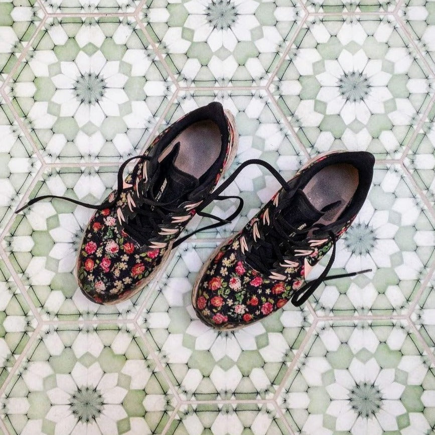 Maroush Green Hexagon Moroccan Tile 18.7cm x 21.6cm — Artisan Ceramica